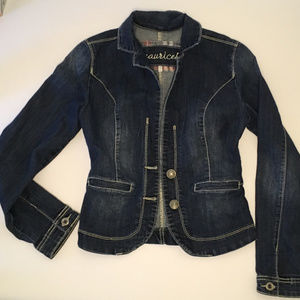 Women's small curvy stretch denim bluejean jacket